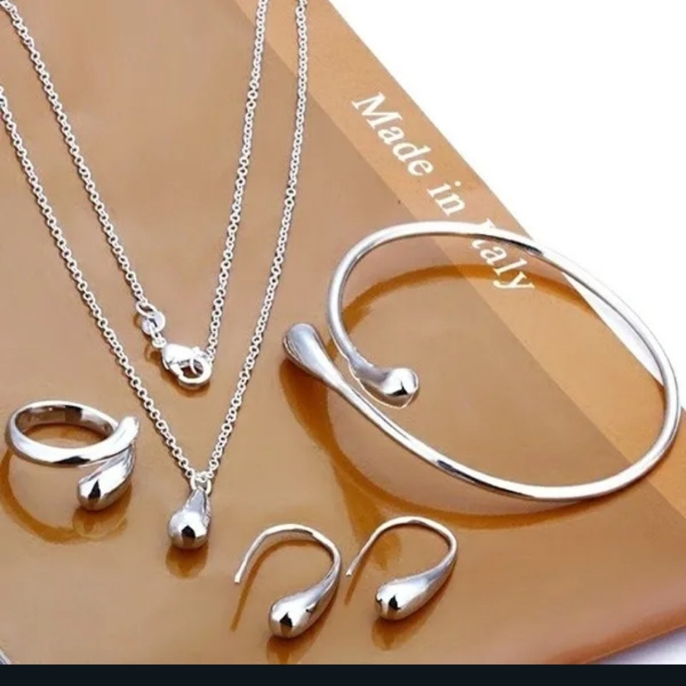 Jewelry set